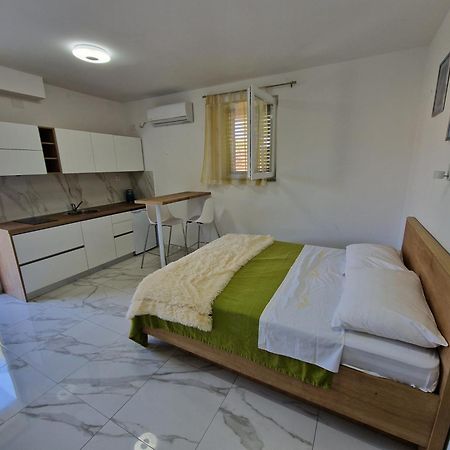 Apartmán Sunce Vrbnik Exteriér fotografie